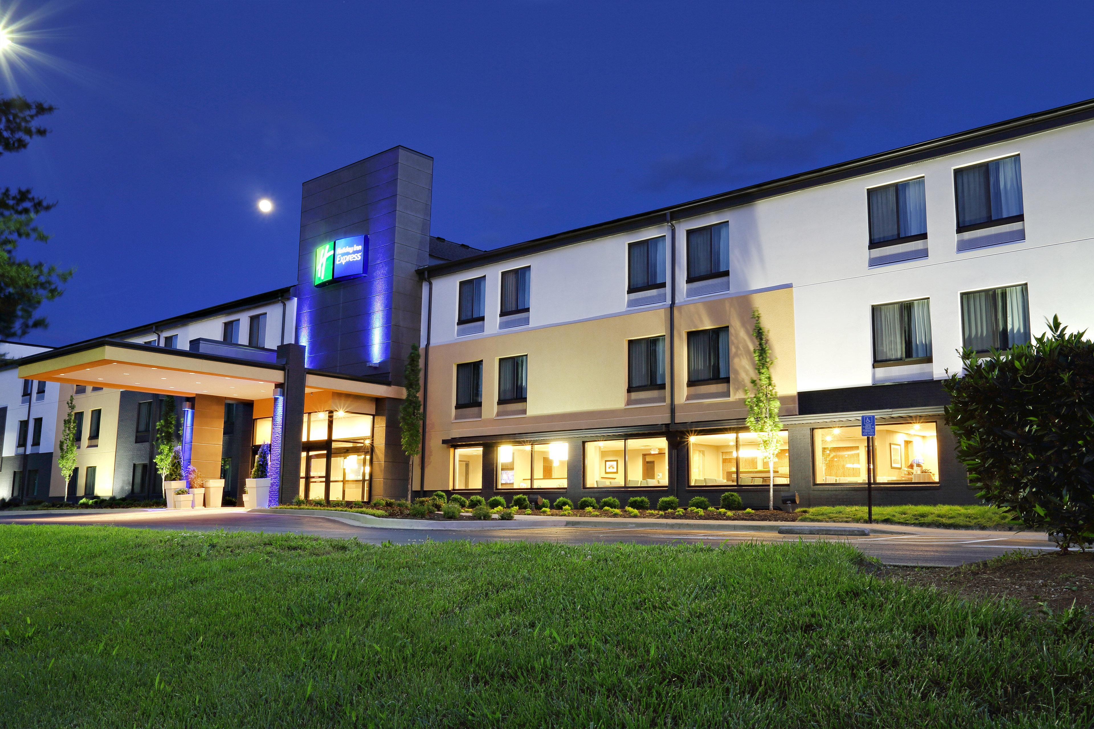 Holiday Inn Express Brentwood-South Cool Springs By Ihg Ngoại thất bức ảnh